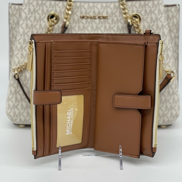 Michael Kors Teagen Bag & Double Zip Wallet - Picture 10 of 16